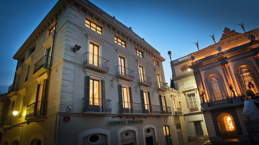 The Museum Apartments Фигерас Екстериор снимка