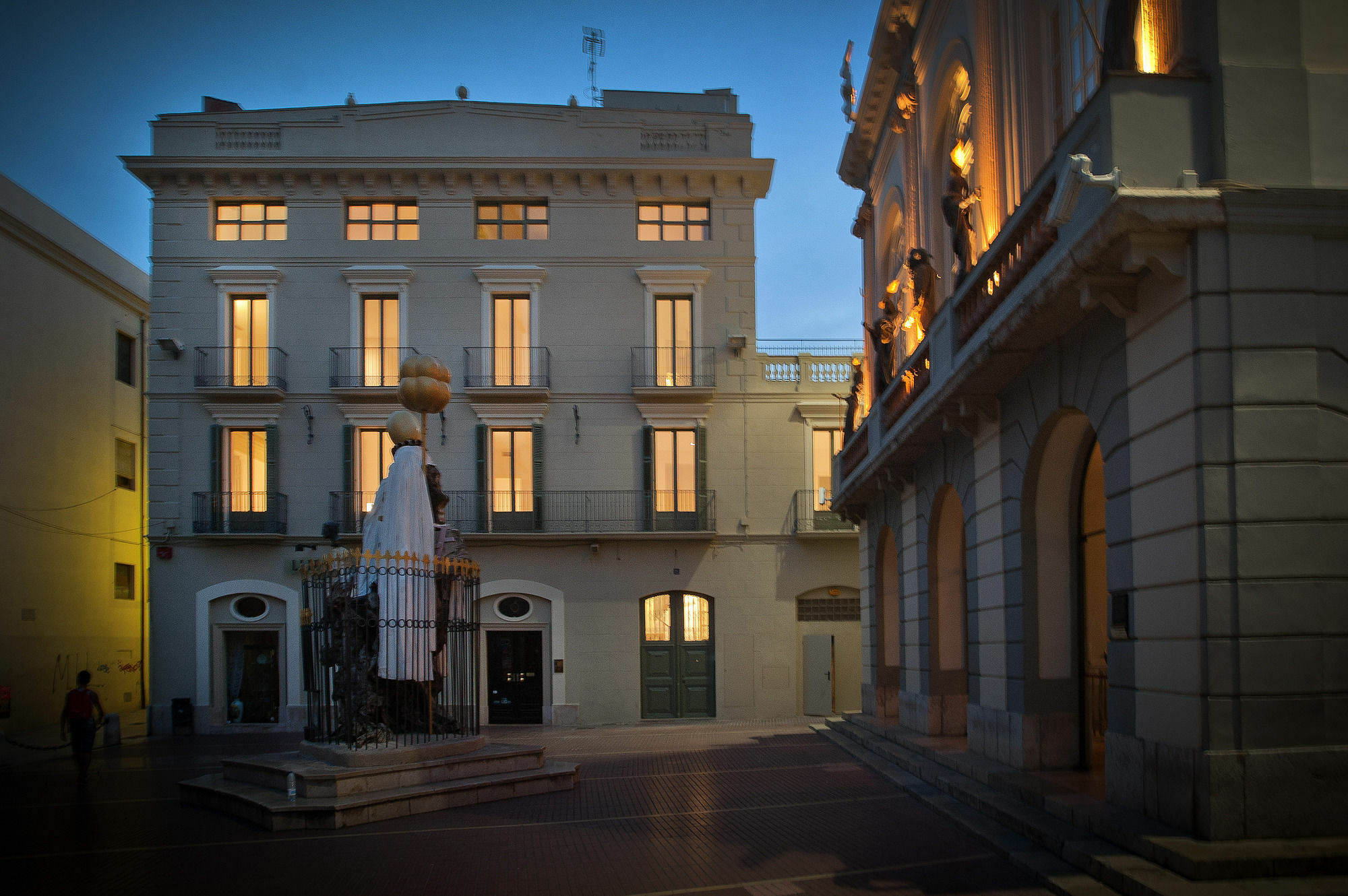 The Museum Apartments Фигерас Екстериор снимка
