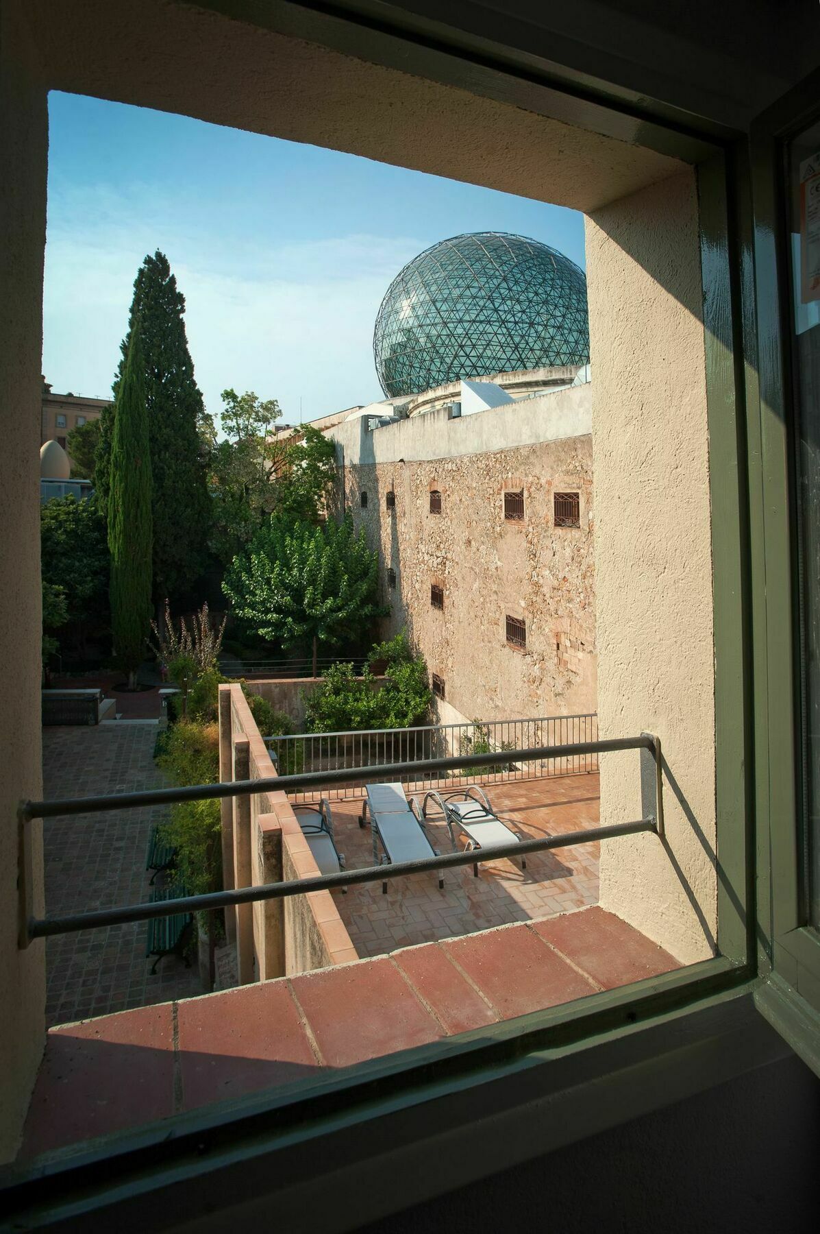 The Museum Apartments Фигерас Екстериор снимка